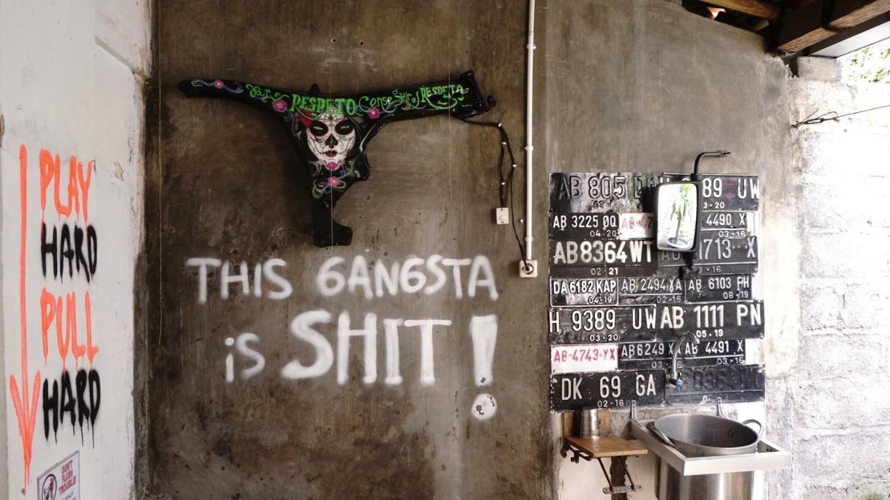 Abrakadabra! Artbnb Yogyakarta Exterior photo