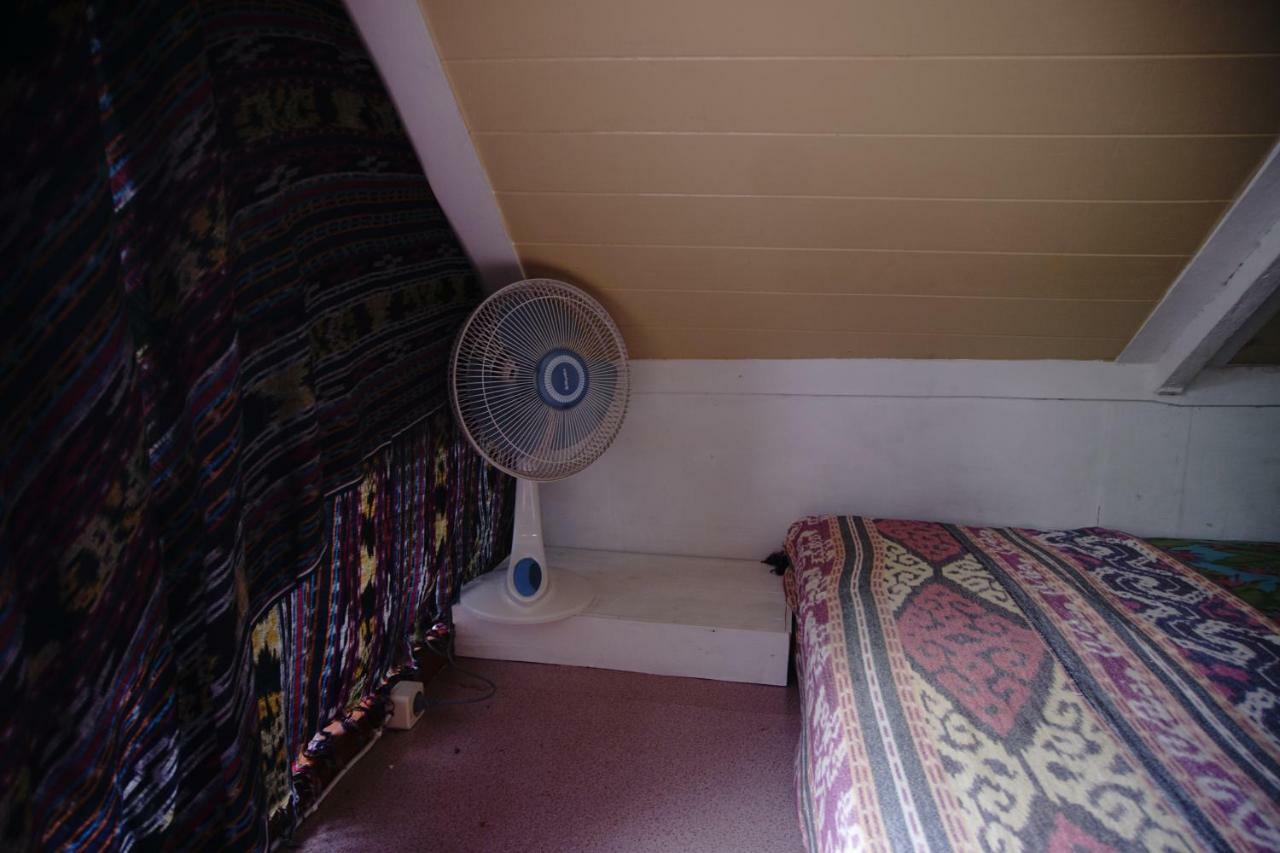 Abrakadabra! Artbnb Yogyakarta Exterior photo